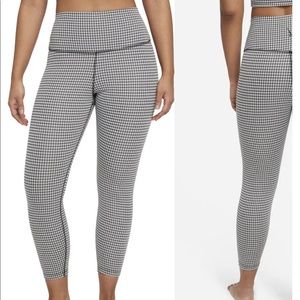 NIKE Yoga Gingham High Waist Crop Leggings